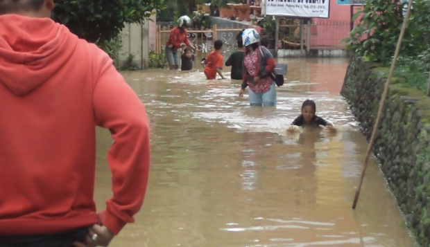 Cerita Liburan Banjir di Kampung Kita