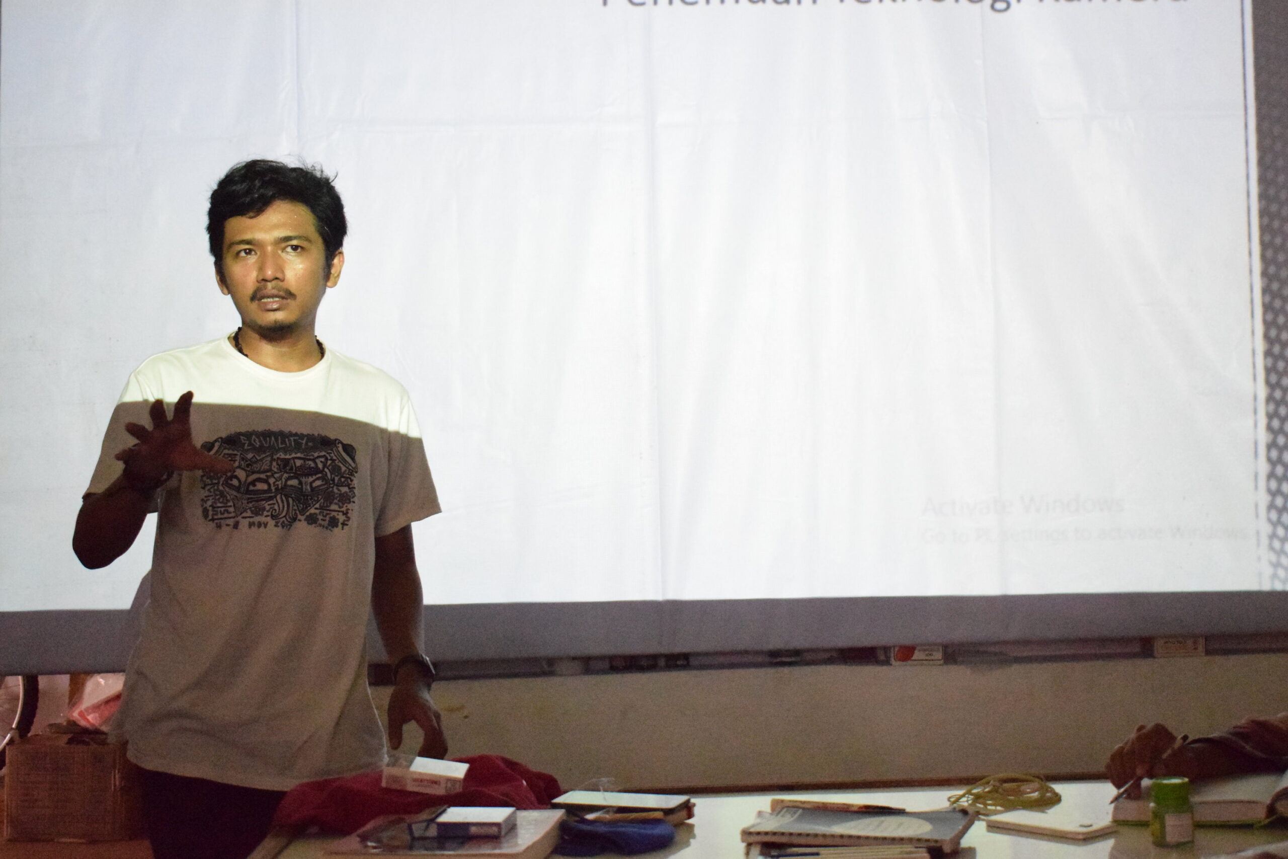Mengawali Bakureh dengan Mengenal Media