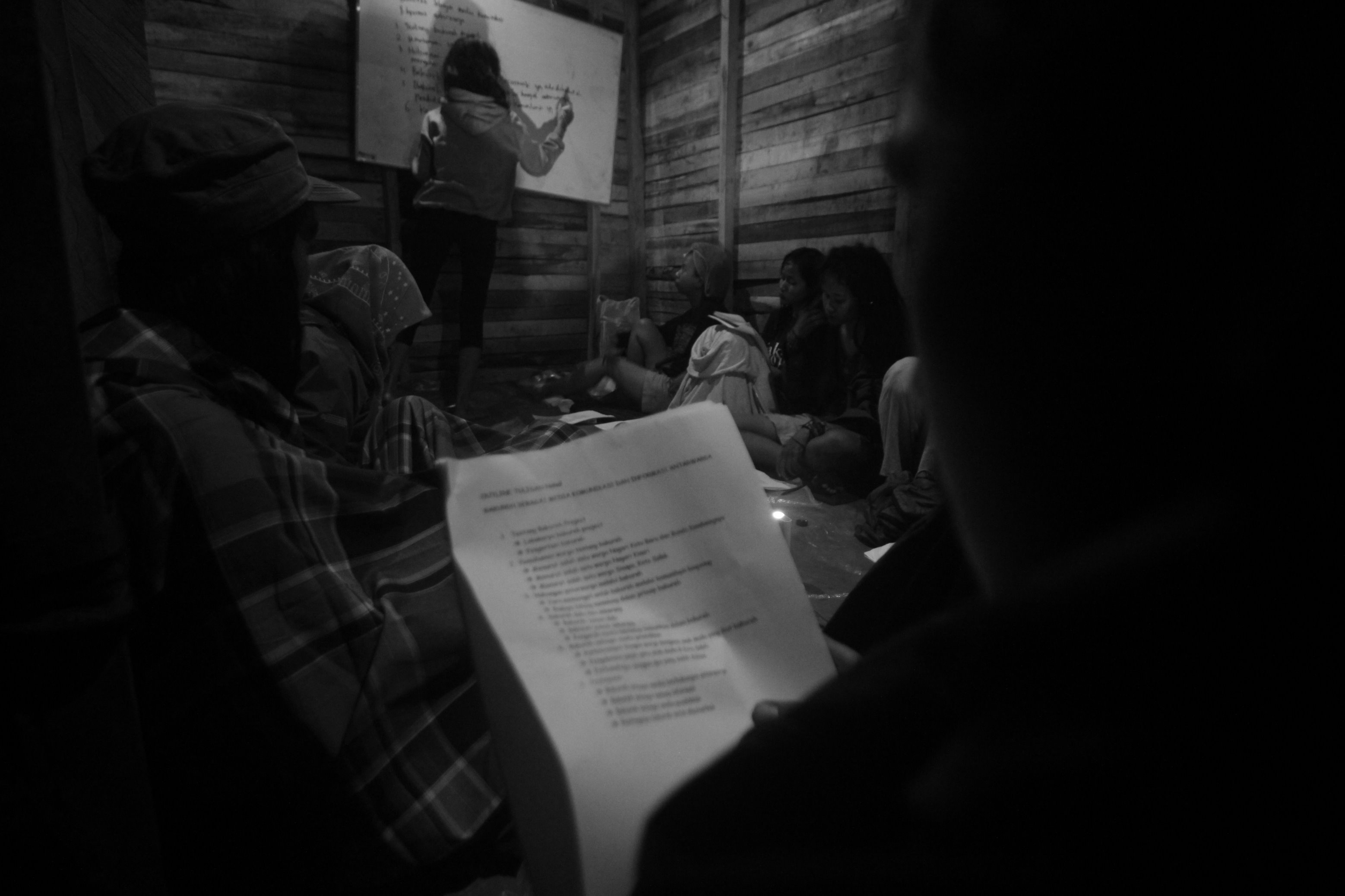 Mempertajam Bingkaian Bakureh di Pulau Sawo