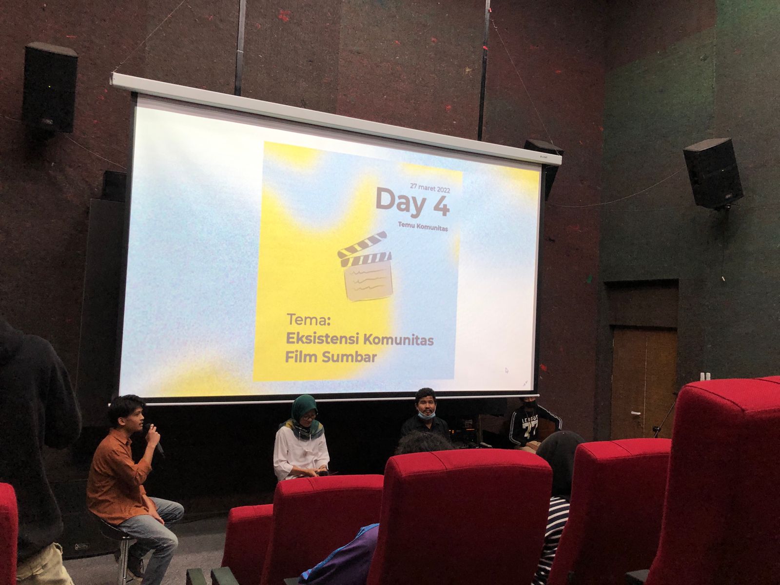 Percakapan Sinema di Minang Screening